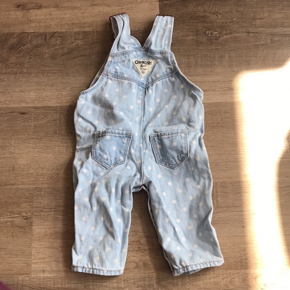 4/$25 Oshkosh Denim overalls 3 month - Picture 6 of 6
